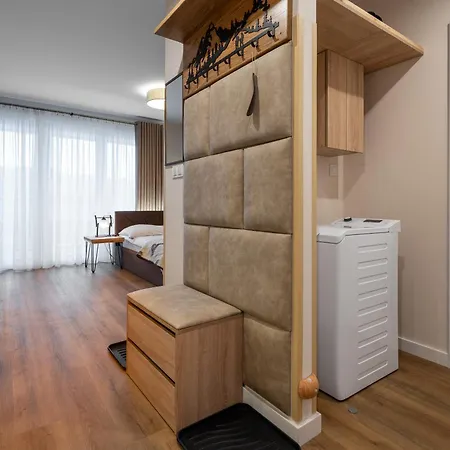 Luksusowe - Zakopianskie - Jacuzzi & Sauna & Silownia & Plac Zabaw Apartmán *